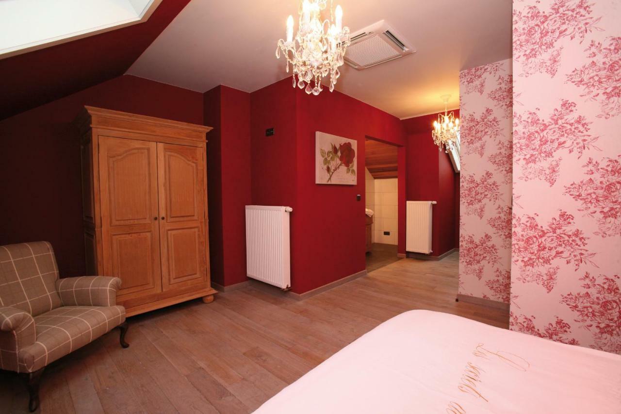 B&B Les Secrets De La Vie Celles  Екстериор снимка